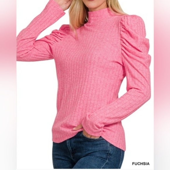 Zenana Outfitters Tops - Zenana Puffed Sleeve Top